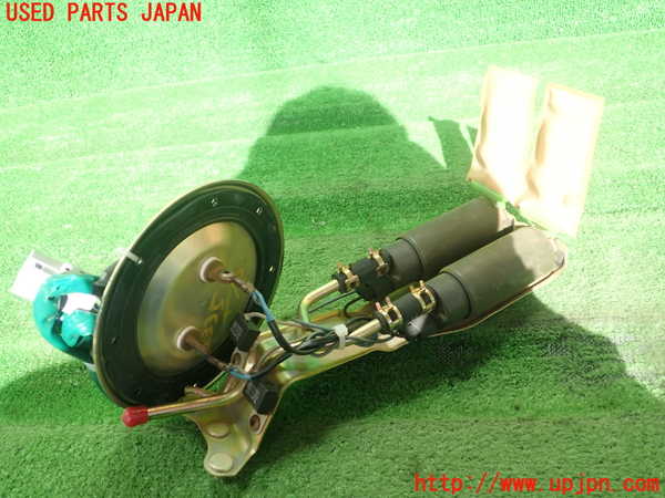 1UPJ-23352510]センチュリー(GZG50)燃料ポンプ 中古_m0002.jpg
