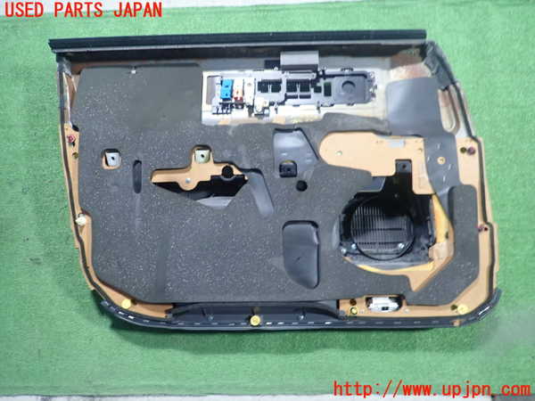 1UPJ-23351234]センチュリー(GZG50)右前ドア内張り 中古_m0003.jpg