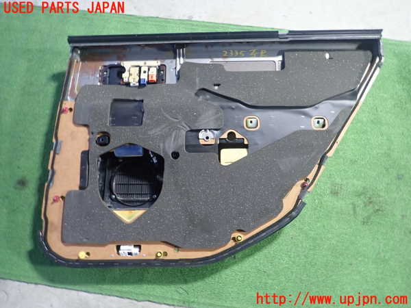 1UPJ-23351324]センチュリー(GZG50)左後ドア内張り 中古_m0003.jpg