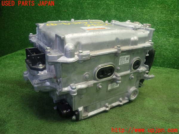 1UPJ-23366916]クラウン ハイブリッド(AZSH20)インバーターコンバーター 中古_m0003.jpg