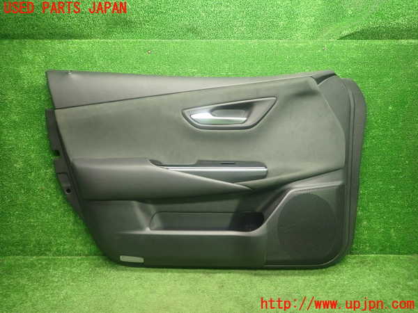 5UPJ-23361264]クラウン ハイブリッド(AZSH20)左前ドア内張り 中古_m0001.jpg