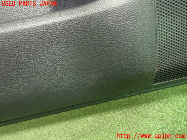 5UPJ-23361264]クラウン ハイブリッド(AZSH20)左前ドア内張り 中古_m0003.jpg