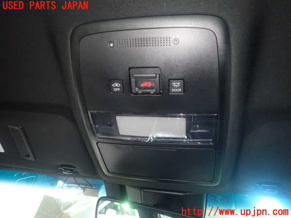5UPJ-23366411]クラウン ハイブリッド(AZSH20)ルームランプ1 (1列目) 中古_m0001.jpg