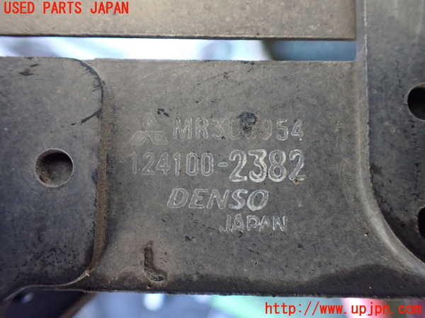 1UPJ-23372481]デリカ スペースギア(PD6W)オイルクーラー1 中古_m0003.jpg