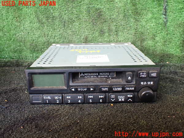 1UPJ-23376475]デリカ スペースギア(PD6W)テープデッキ 中古_m0001.jpg