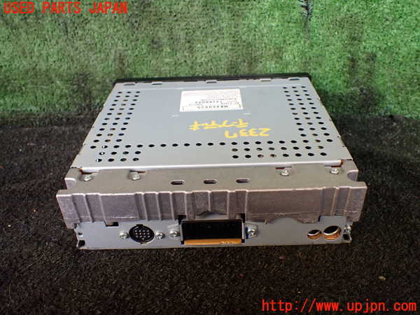 1UPJ-23376475]デリカ スペースギア(PD6W)テープデッキ 中古_m0003.jpg