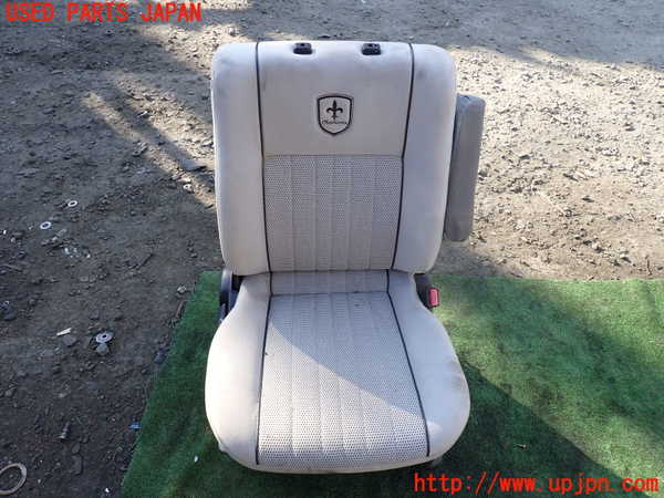 5UPJ-23377035]デリカ スペースギア(PD6W)運転席シート 中古_m0001.jpg