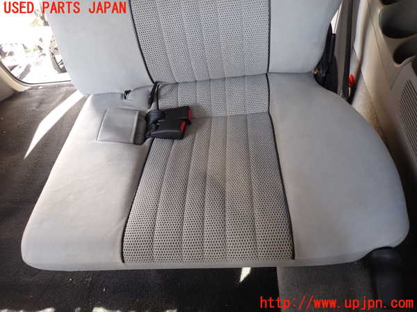 1UPJ-23377265]デリカ スペースギア(PD6W)左3列目シート 中古_m0003.jpg