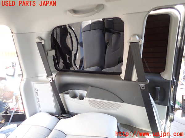1UPJ-23377680]デリカ スペースギア(PD6W)左リアピラートリム 中古_m0001.jpg