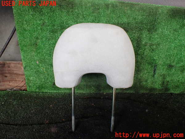 5UPJ-23377070]デリカ スペースギア(PD6W)助手席ヘッドレスト 中古_m0002.jpg