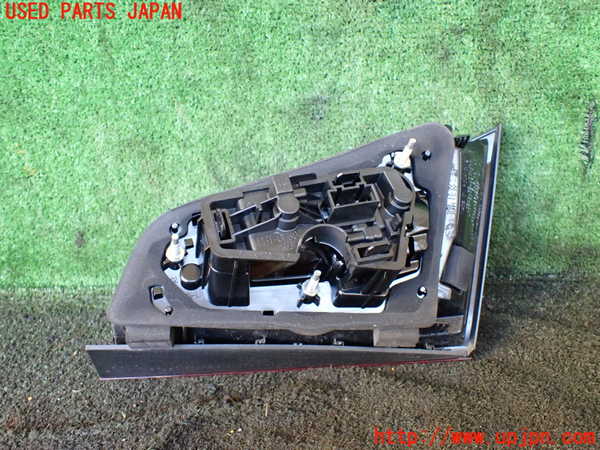 1UPJ-23381552]アウディ・A3 スポーツバック e-トロン(8VCUK)左リアフィニッシャー 中古_m0002.jpg