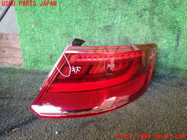 1UPJ-23381530]アウディ・A3 スポーツバック e-トロン(8VCUK)右テールランプ 中古_m0001.jpg