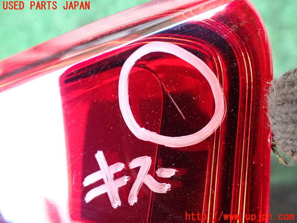 1UPJ-23381530]アウディ・A3 スポーツバック e-トロン(8VCUK)右テールランプ 中古_m0003.jpg