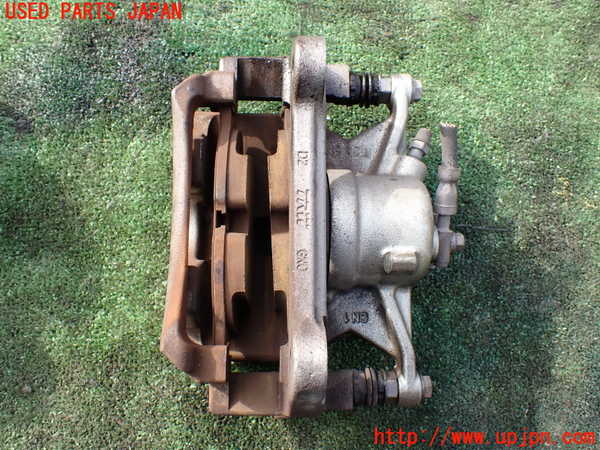 1UPJ-23384085]アウディ・A3 スポーツバック e-トロン(8VCUK)左フロントキャリパー 中古_m0002.jpg