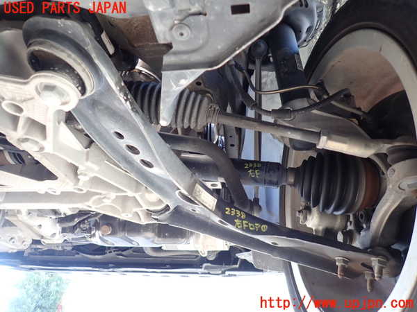 1UPJ-23385176]アウディ・A3 スポーツバック e-トロン(8VCUK)右フロントロアアーム1 中古_m0001.jpg