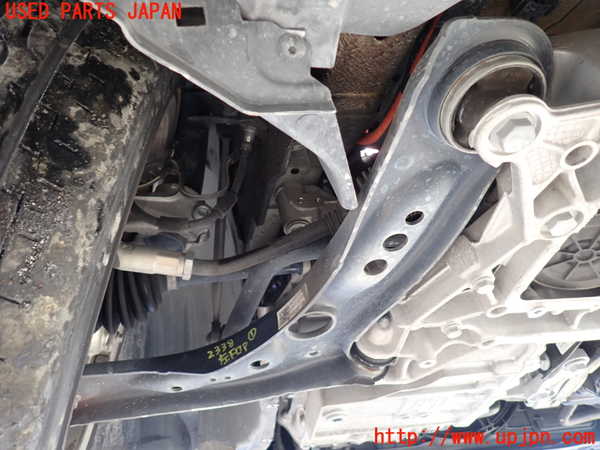 1UPJ-23385186]アウディ・A3 スポーツバック e-トロン(8VCUK)左フロントロアアーム1 中古_m0001.jpg