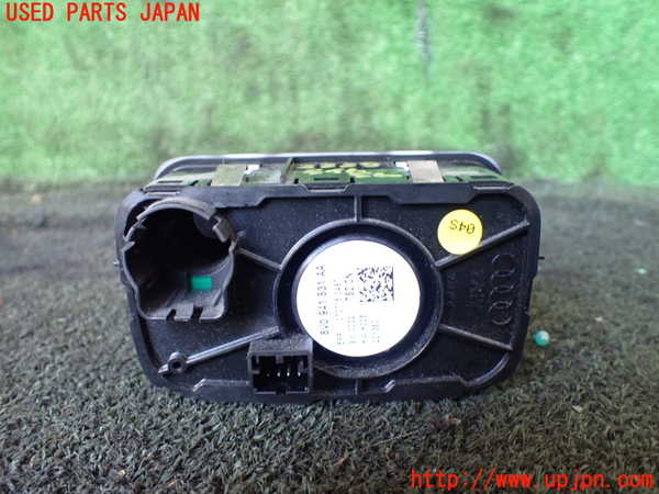 1UPJ-23386285]アウディ・A3 スポーツバック e-トロン(8VCUK)ライトスイッチ 中古_m0002.jpg