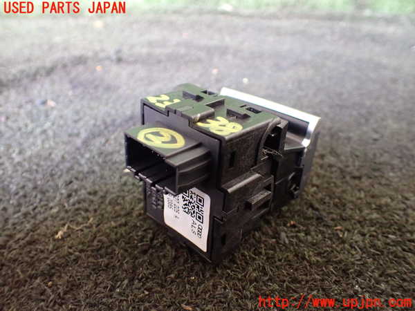 1UPJ-23386307]アウディ・A3 スポーツバック e-トロン(8VCUK)スイッチ2（電動パーキング） 中古_m0002.jpg