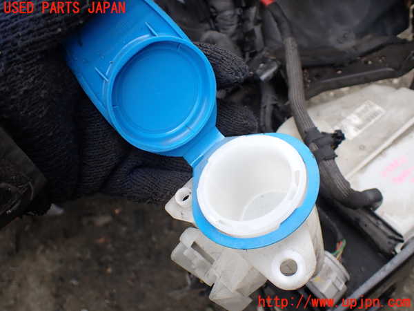 1UPJ-23386791]アウディ・A3 スポーツバック e-トロン(8VCUK)ウォッシャータンク1 中古_m0003.jpg
