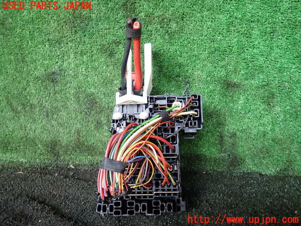 1UPJ-23386741]アウディ・A3 スポーツバック e-トロン(8VCUK)ヒューズボックス1 中古_m0002.jpg