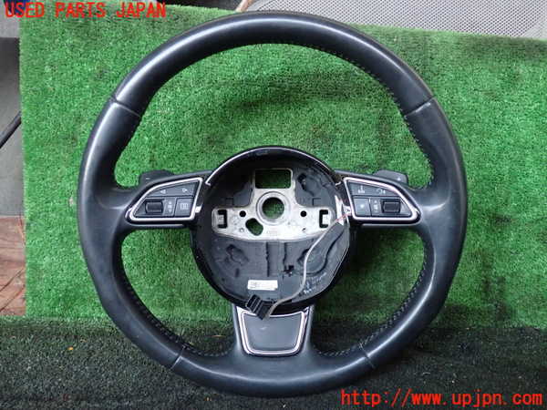 1UPJ-23387855]アウディ・A3 スポーツバック e-トロン(8VCUK)ステアリングホイール 中古_m0001.jpg