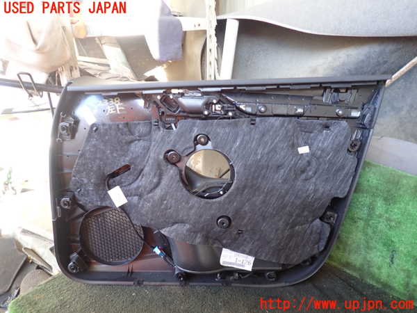 1UPJ-23381264]アウディ・A3 スポーツバック e-トロン(8VCUK)左前ドア内張り 中古_m0004.jpg