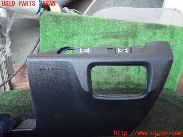 1UPJ-23387693]アウディ・A3 スポーツバック e-トロン(8VCUK)内装トリム類3 中古_m0002.jpg