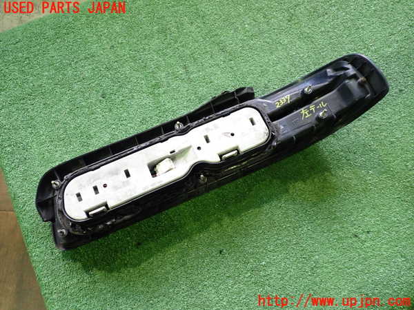 2UPJ-23391536]シルビア(KS13)左テールランプ 中古_m0004.jpg
