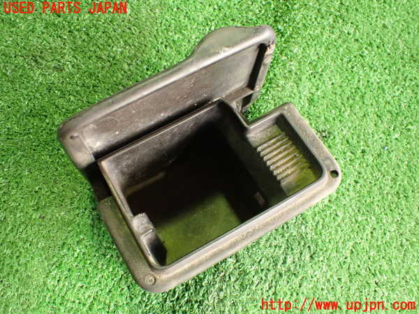 2UPJ-23397821]シルビア(KS13)灰皿1 【ジャンク品】 中古_m0002.jpg