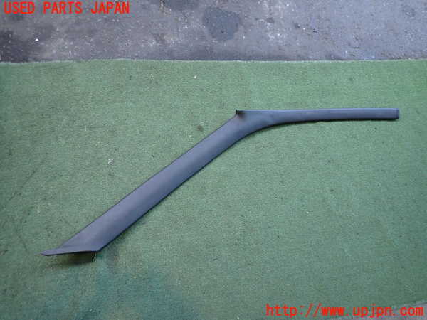 2UPJ-23397655]シルビア(KS13)右フロントピラートリム 中古_m0001.jpg