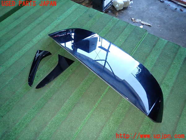2UPJ-23401520]ベンツ B200 d W247(247012)リアスポイラー 中古_m0001.jpg
