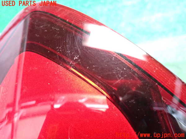 2UPJ-23401530]ベンツ B200 d W247(247012)右テールランプ 中古_m0003.jpg