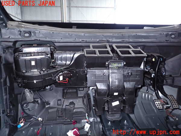 2UPJ-23406081]ベンツ B200 d W247(247012)エバポレーター1 中古_m0001.jpg