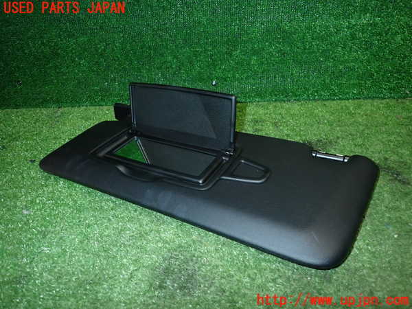 2UPJ-23407630]ベンツ B200 d W247(247012)室内サンバイザー左側 中古_m0002.jpg