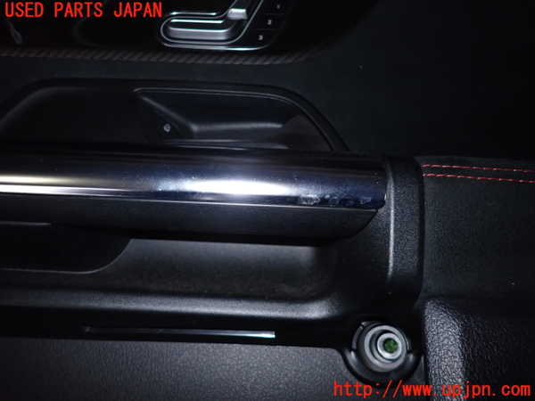 2UPJ-23401234]ベンツ B200 d W247(247012)右前ドア内張り 中古_m0002.jpg