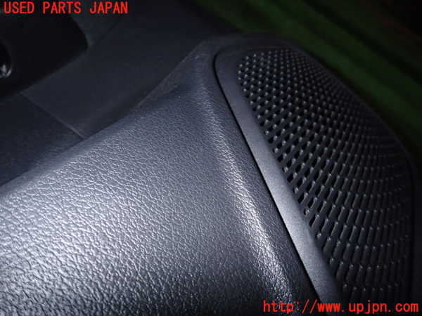 5UPJ-23401324]ベンツ B200 d W247(247012)左後ドア内張り 中古_m0002.jpg