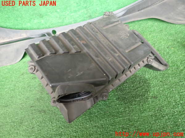 2UPJ-23412560]VW ゴルフ R32(1KBUBF)エアクリーナーボックス 中古_m0001.jpg