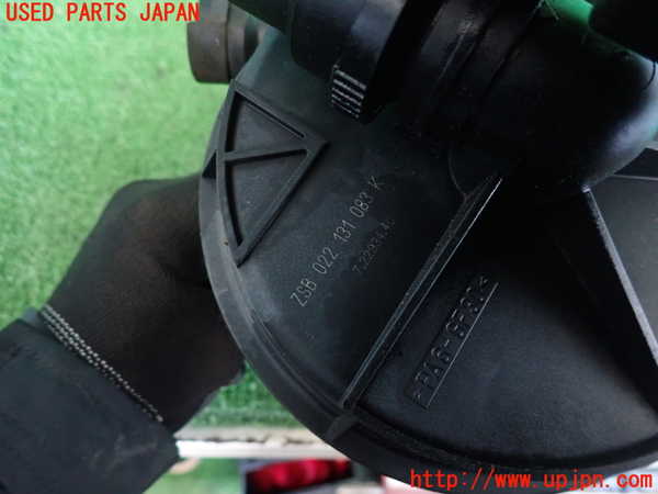2UPJ-23412590]VW ゴルフ R32(1KBUBF)エアポンプ 中古_m0003.jpg