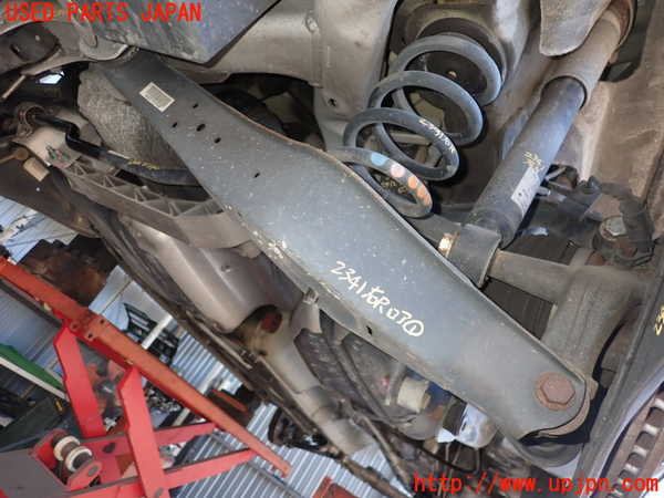 2UPJ-23415200]VW ゴルフ R32(1KBUBF)右リアロアアーム1 中古_m0001.jpg