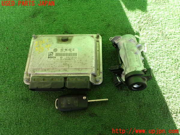 2UPJ-23416110]VW ゴルフ R32(1KBUBF)エンジンコンピューター 中古_m0001.jpg