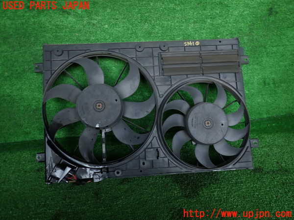 2UPJ-23416836]VW ゴルフ R32(1KBUBF)電動ファン1 中古_m0001.jpg