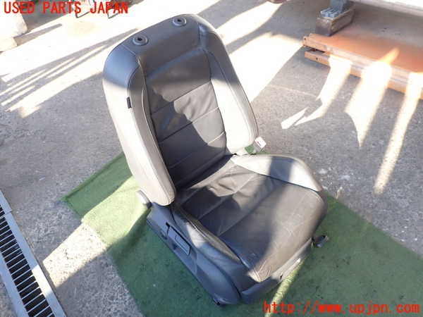 2UPJ-23417035]VW ゴルフ R32(1KBUBF)運転席シート 中古_m0001.jpg