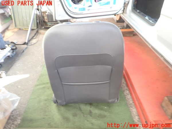 2UPJ-23417065]VW ゴルフ R32(1KBUBF)助手席シート 中古_m0005.jpg