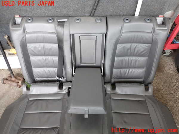 2UPJ-23417385]VW ゴルフ R32(1KBUBF)リアシート 中古_m0002.jpg