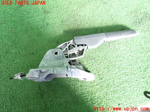 2UPJ-23417550]VW ゴルフ R32(1KBUBF)サイドブレーキレバー 中古_m0002.jpg