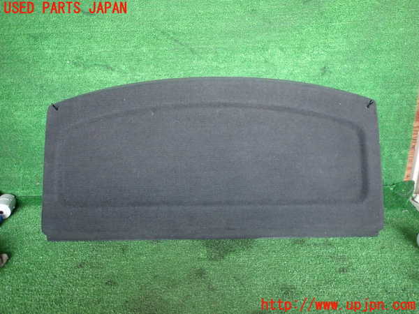 2UPJ-23417761]VW ゴルフ R32(1KBUBF)トノカバー1 中古_m0001.jpg