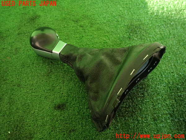 2UPJ-23417570]VW ゴルフ R32(1KBUBF)シフトノブ 中古_m0002.jpg