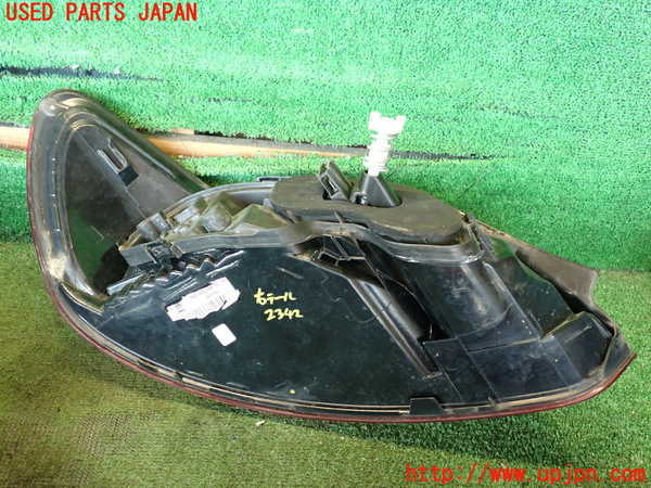 2UPJ-23421530]VW シロッコ(13CAV)右テールランプ 【ジャンク品】 中古_m0002.jpg