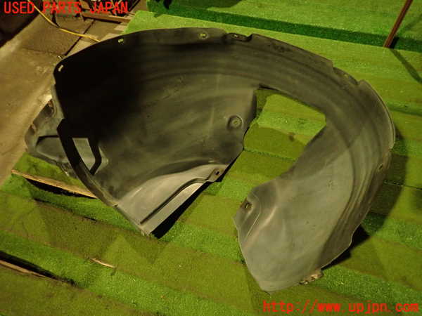 2UPJ-23421092]VW シロッコ(13CAV)左前フェンダーライナー 中古_m0002.jpg