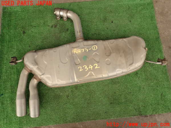 2UPJ-23422671]VW シロッコ(13CAV)リアマフラー1 中古_m0001.jpg